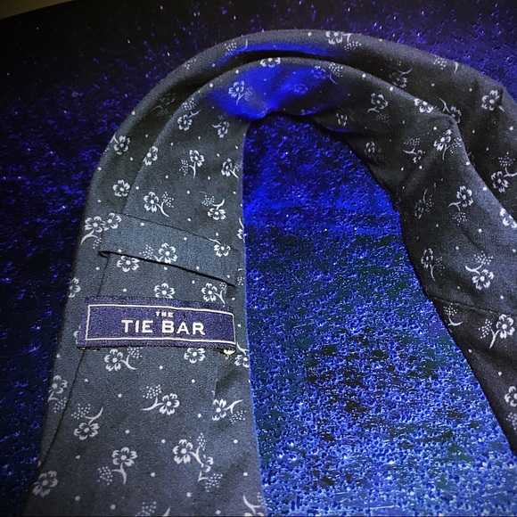 Tie Bar brand neck tie - Picture 6 of 13
